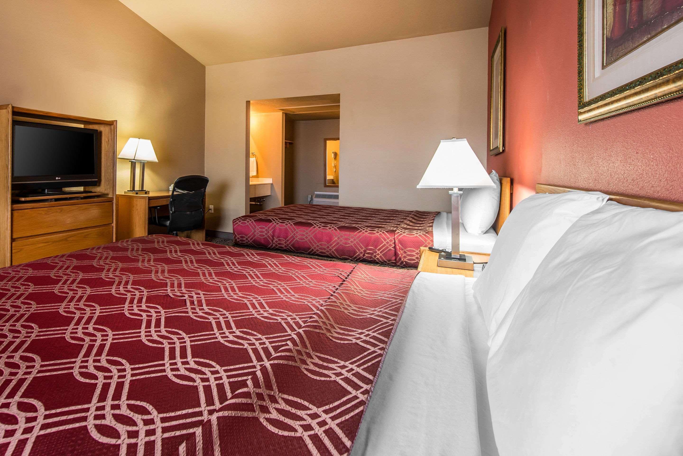 Rodeway Inn Brush Kültér fotó
